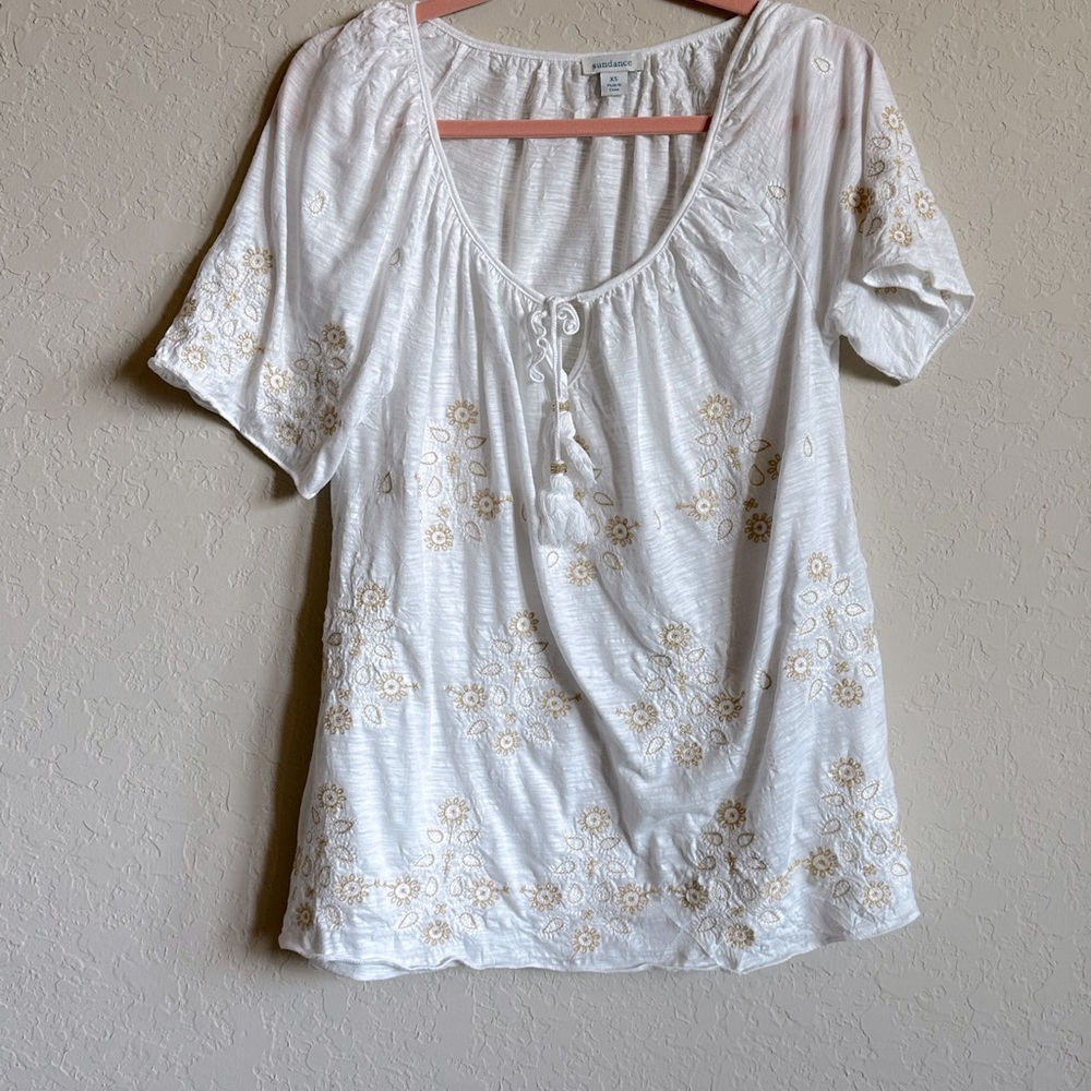 Sundance crinkle texture short sleeve embroidered peasant top size XS